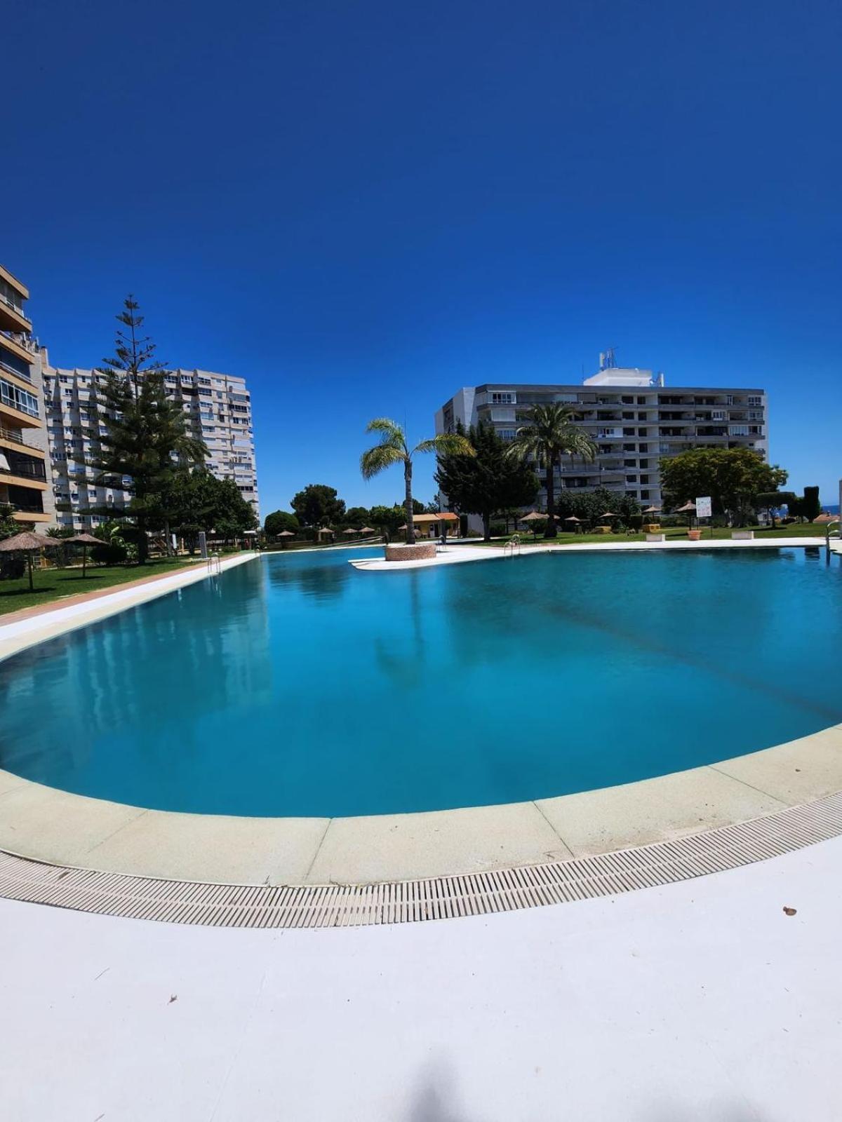 Estudio Melmar En Playamar Torremolinos Exterior foto